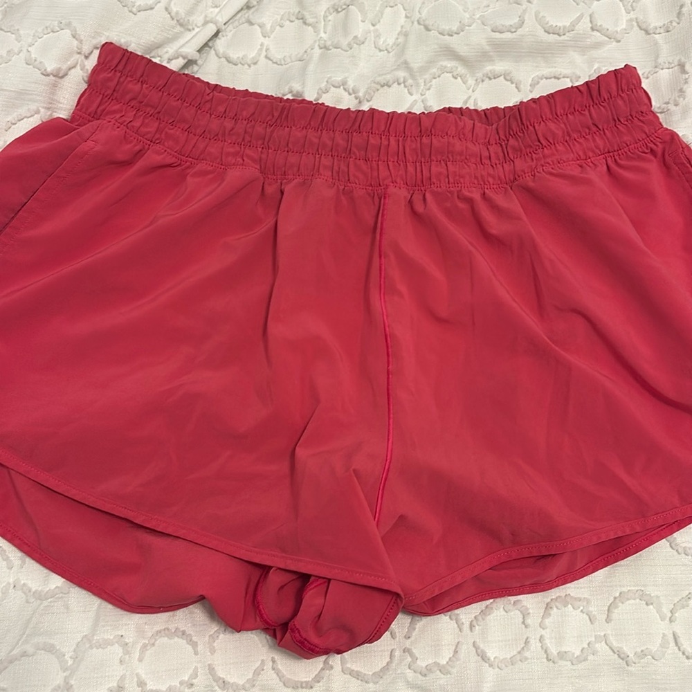 OFFLINE by Aerie Hot Stuff Short - Bright Pink - Large